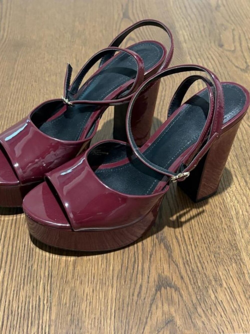 H&M Women's Burgundy Footwear